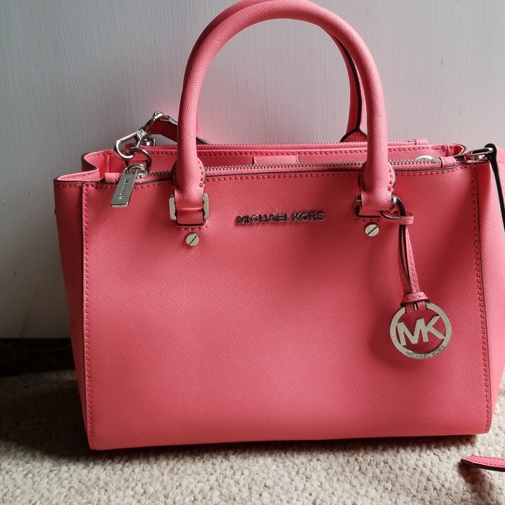Michael kors coral purse